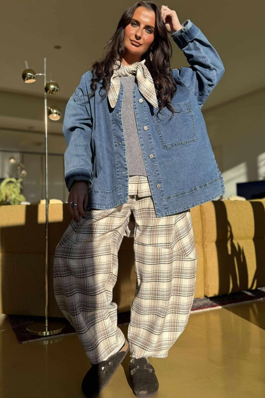 Agnes Plaid Brushed Cotton Barrel Pant Warm Grey